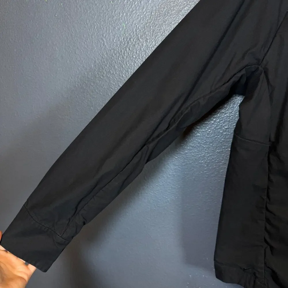 Nike esc S men’s black long sleeve button up cargo oversized shirt outdoor